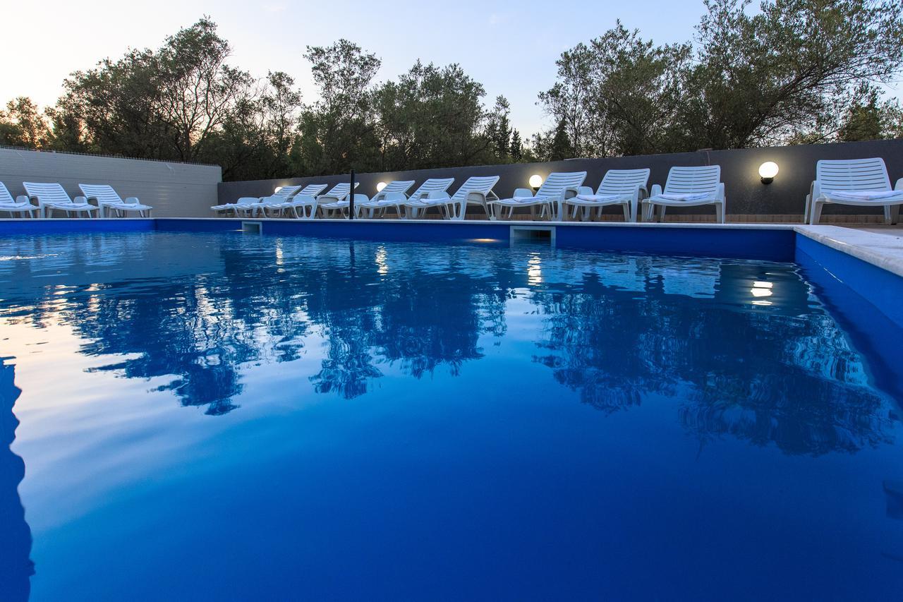 Scandinavian Hotel - Ulcinj Ulqin Екстериор снимка